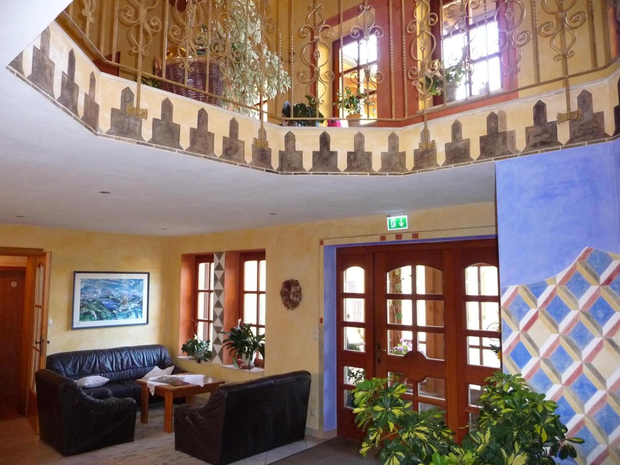 Ferienhotel Herzog Neumarkt am Wallersee Exterior photo